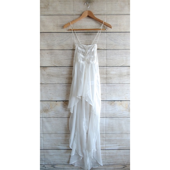 Lillian High Low Lace Sheer Blouse - Picture 3 of 7